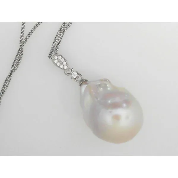 Pendant Timmreck & McNicol Jewelers McMinnville, OR