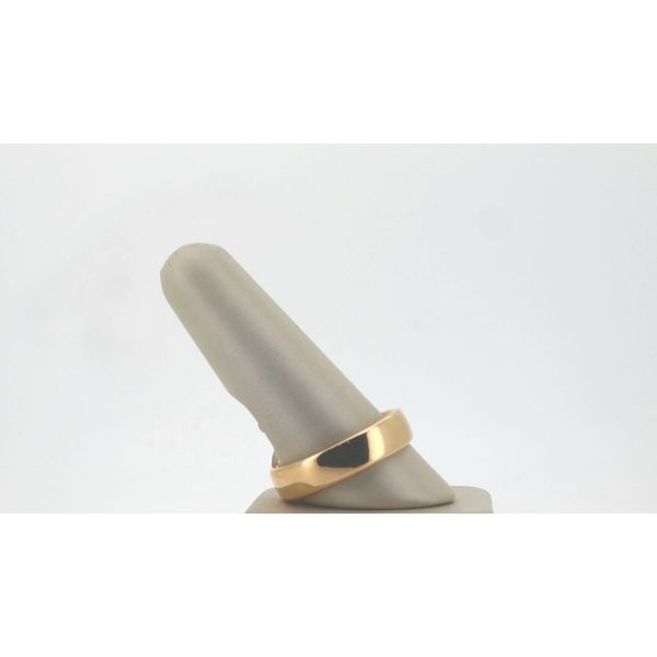Yellow Gold Wedding Band Image 3 Timmreck & McNicol Jewelers McMinnville, OR