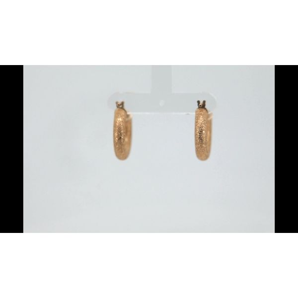 Estate Gold Hoops Image 3 Timmreck & McNicol Jewelers McMinnville, OR