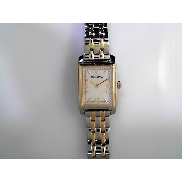 Watch Timmreck & McNicol Jewelers McMinnville, OR