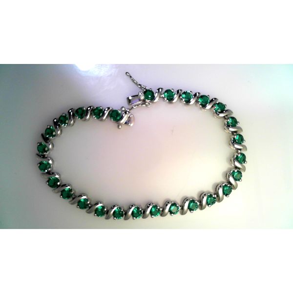 Bracelet Timmreck & McNicol Jewelers McMinnville, OR
