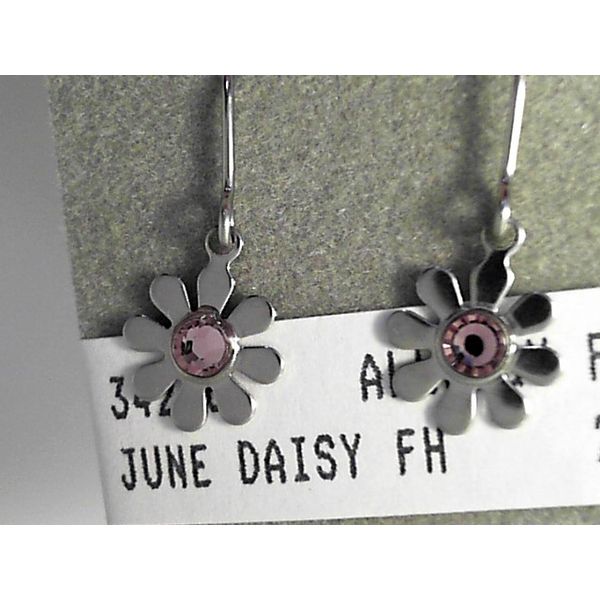 Contemporary Metal Earrings Timmreck & McNicol Jewelers McMinnville, OR