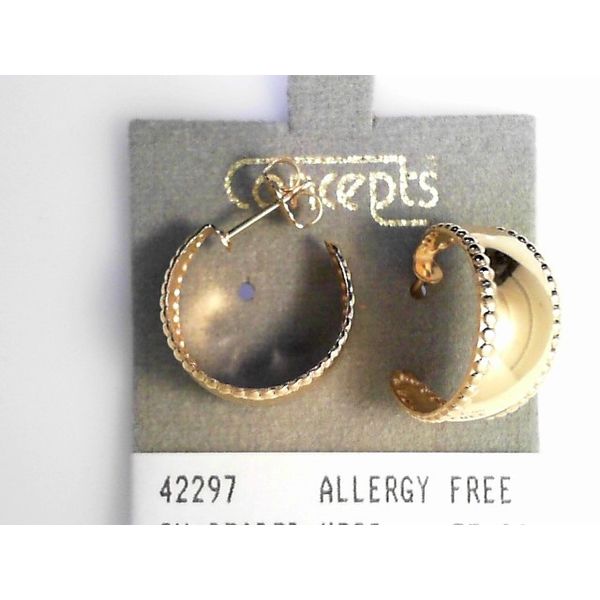 Contemporary Metal Earrings Timmreck & McNicol Jewelers McMinnville, OR