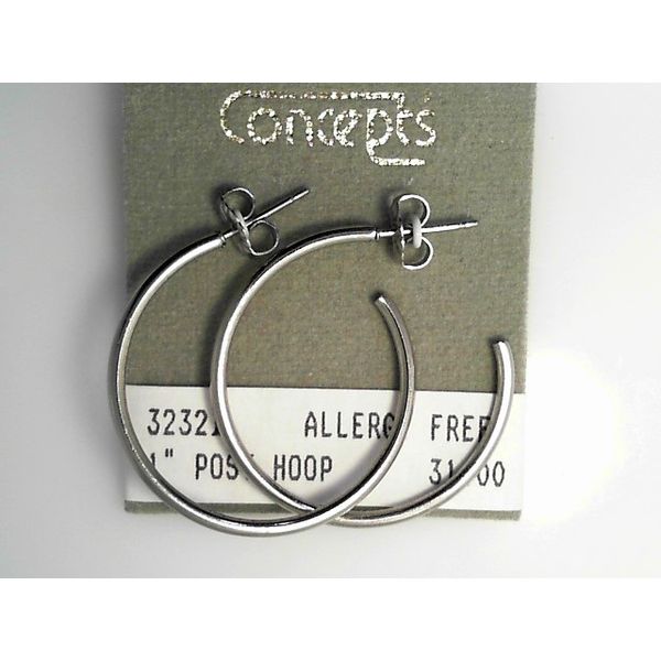 Contemporary Metal Earrings Timmreck & McNicol Jewelers McMinnville, OR