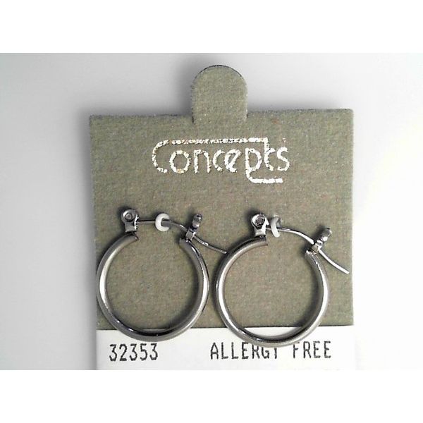 Contemporary Metal Earrings Timmreck & McNicol Jewelers McMinnville, OR