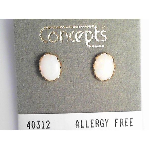 Contemporary Metal Earrings Timmreck & McNicol Jewelers McMinnville, OR