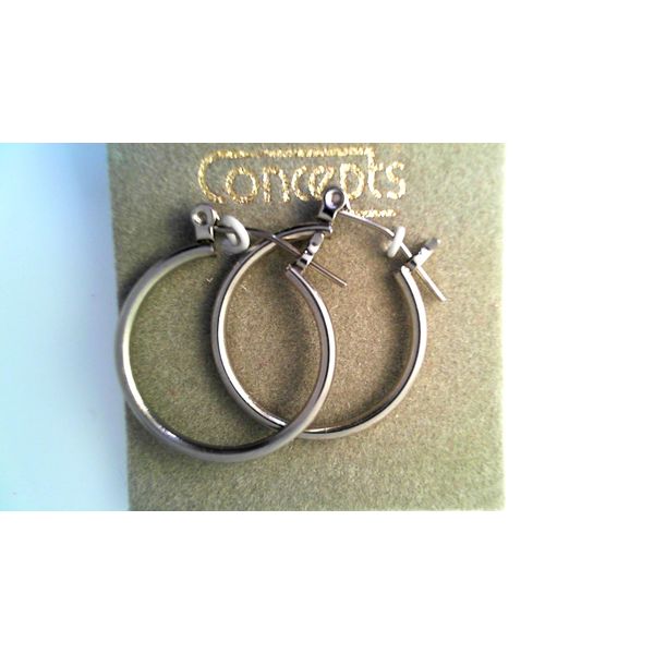 Contemporary Metal Earrings Timmreck & McNicol Jewelers McMinnville, OR