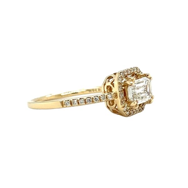14 Karat Yellow Gold .96ct Emerald Diamond Engagement Ring Image 3 Toner Jewelers Overland Park, KS