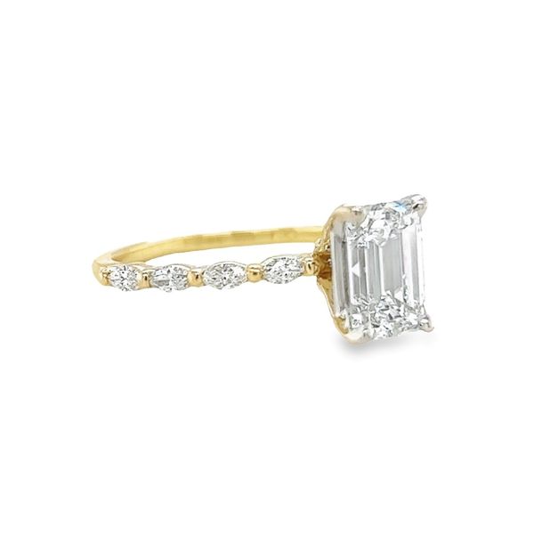 14k Yellow Gold Emerald Labgrown Diamond Engagement Ring Image 2 Toner Jewelers Overland Park, KS