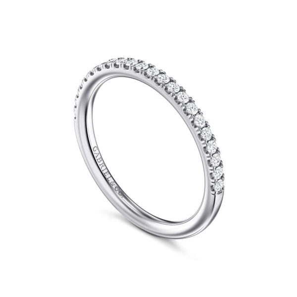 Gabriel & Co. 14 Karat White Gold Diamond Wedding Band Image 3 Toner Jewelers Overland Park, KS