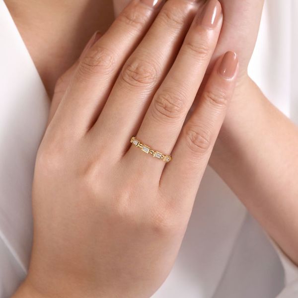 Gabriel & Co. 14K Yellow Gold Diamond Geometric Ring Image 5 Toner Jewelers Overland Park, KS