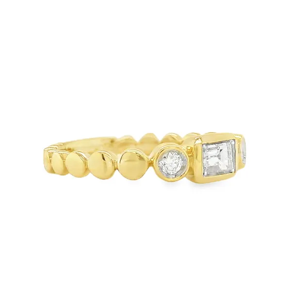 14k Yellow Gold Three Stone Diamond Ring Image 2 Toner Jewelers Overland Park, KS