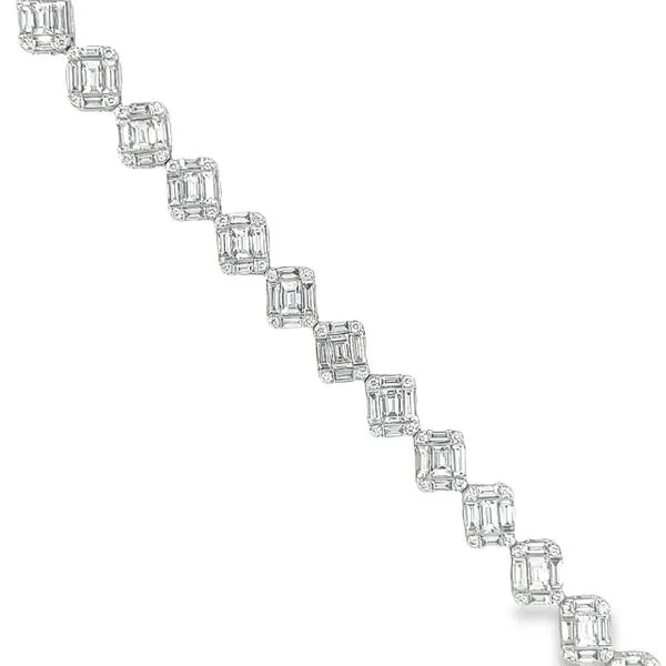 18k White Gold  Diamond Fashion Tennis Bracelet Image 2 Toner Jewelers Overland Park, KS