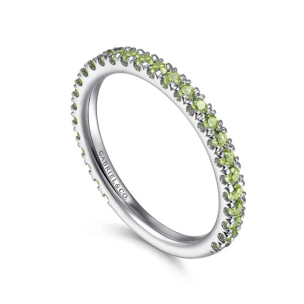 Gabriel & Co.14K White Gold Peridot Stackable Band Image 2 Toner Jewelers Overland Park, KS