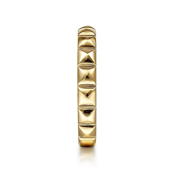Gabriel & Co. 14K Yellow Gold Pyramid Ring Image 4 Toner Jewelers Overland Park, KS