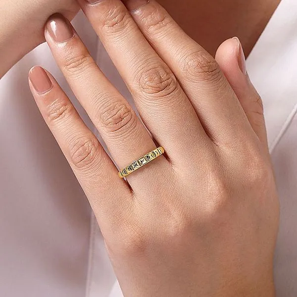 Gabriel & Co. 14K Yellow Gold Pyramid Ring Image 5 Toner Jewelers Overland Park, KS