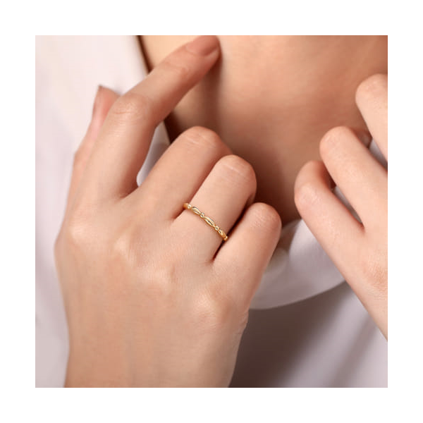 14 Karat Yellow Gold and Women's Gold Fashion Ring Image 5 Toner Jewelers Overland Park, KS