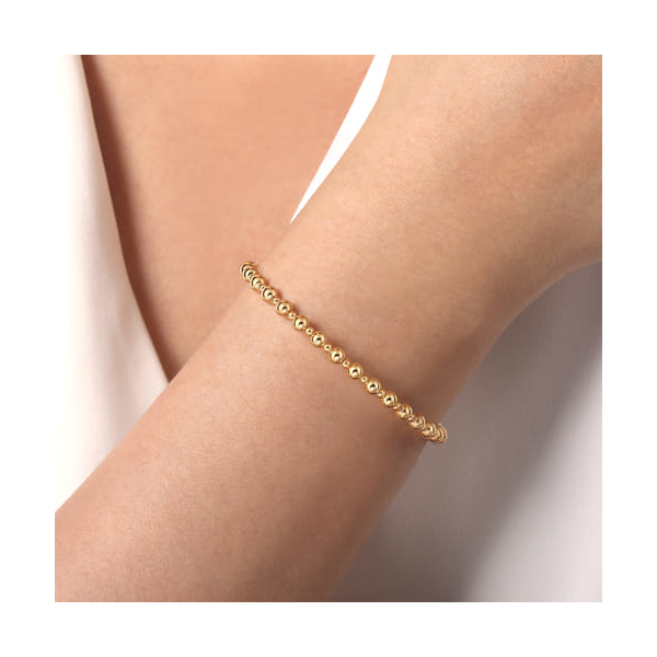 Gabriel & Co. 14k Yellow Gold Bujukan Bangle Image 4 Toner Jewelers Overland Park, KS