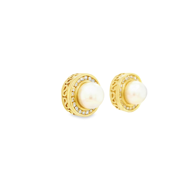 14k Yellow Gold Pearl Diamond Halo Studs Image 3 Toner Jewelers Overland Park, KS