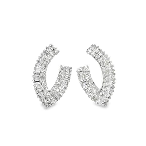 18 Karat White Gold Round and Baguette Diamond Estate Earrings Toner Jewelers Overland Park, KS