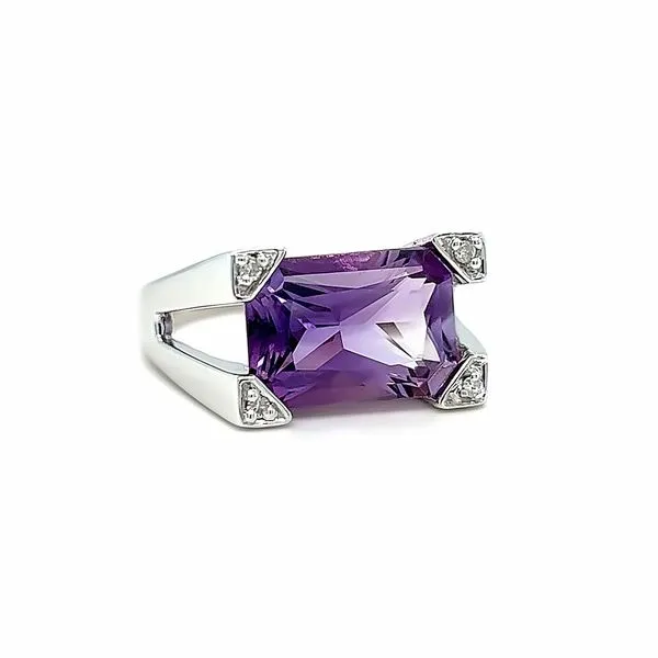 Estate 14 Karat White Gold Amethyst and Diamond Ring Image 2 Toner Jewelers Overland Park, KS