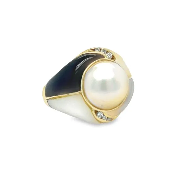 Estate 14k Yellow Gold Pearl and Onyx Cocktail Ring Image 2 Toner Jewelers Overland Park, KS