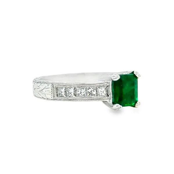 Estate Platinum Emerald and Diamond Ring Image 2 Toner Jewelers Overland Park, KS