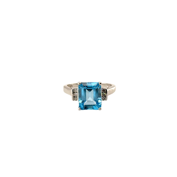 14 Karat White Gold Blue Topaz Ring Toner Jewelers Overland Park, KS