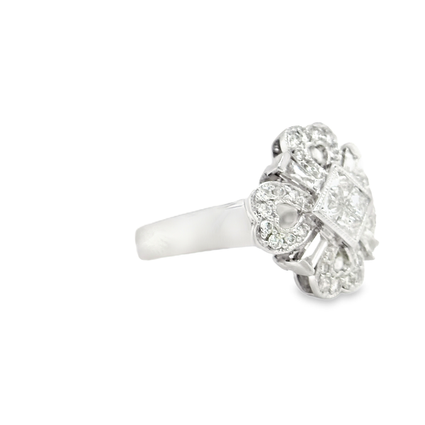 14k White Gold Diamond Clover Ring Image 3 Toner Jewelers Overland Park, KS