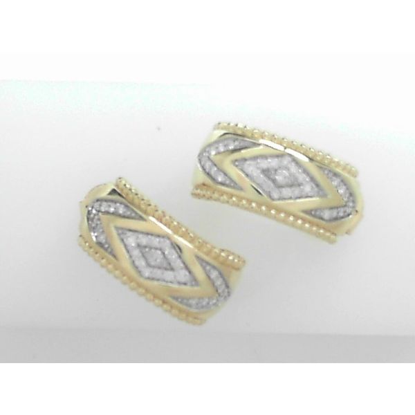 Earrings Tovon & Co. Jewelers Dallas, PA