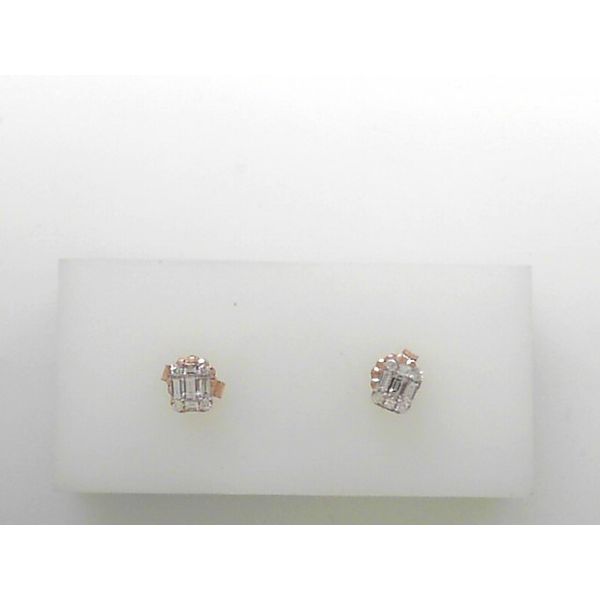 Earrings Tovon & Co. Jewelers Dallas, PA