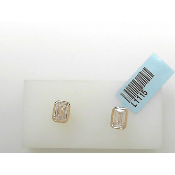 Earrings Tovon & Co. Jewelers Dallas, PA