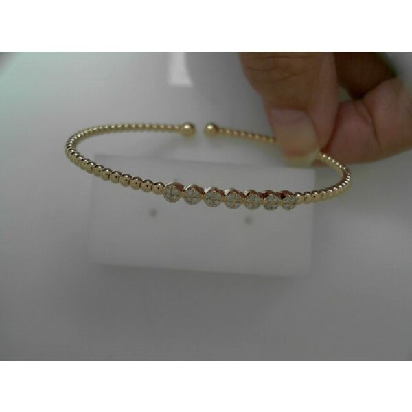 Bracelet Tovon & Co. Jewelers Dallas, PA