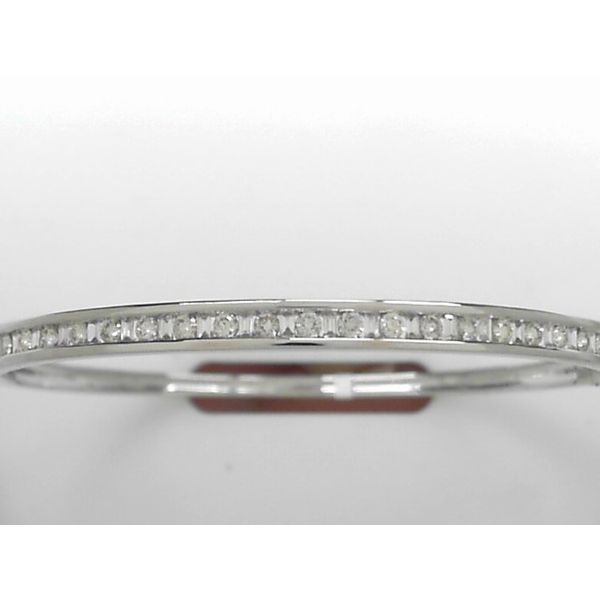 Bracelet Tovon & Co. Jewelers Dallas, PA