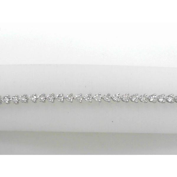 Bracelet Tovon & Co. Jewelers Dallas, PA