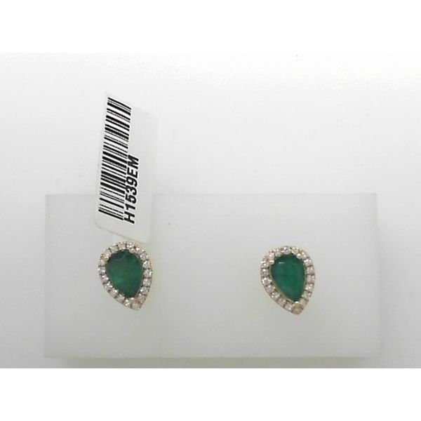 Earrings Tovon & Co. Jewelers Dallas, PA