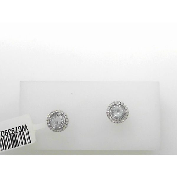 Earrings Tovon & Co. Jewelers Dallas, PA