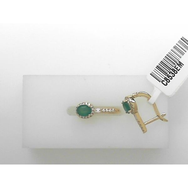 Earrings Tovon & Co. Jewelers Dallas, PA