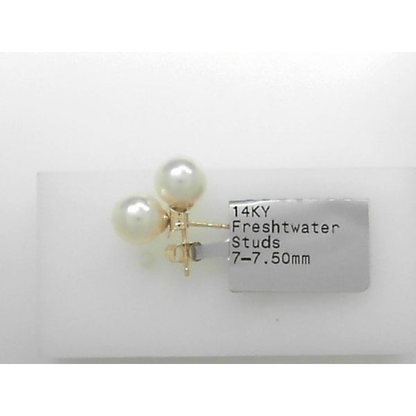 Earrings Tovon & Co. Jewelers Dallas, PA