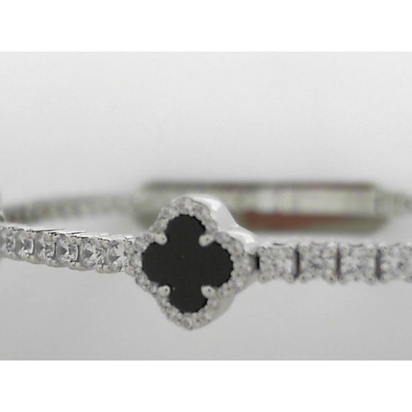 Bracelet Tovon & Co. Jewelers Dallas, PA