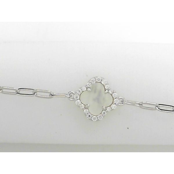 Bracelet Tovon & Co. Jewelers Dallas, PA