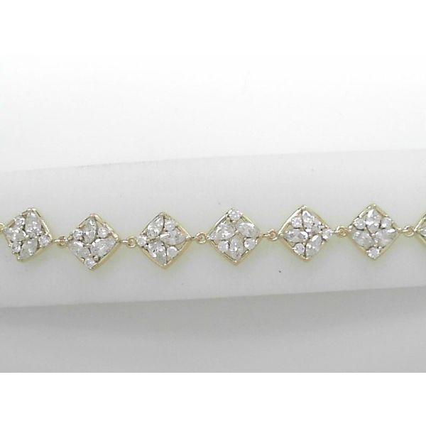 Bracelet Tovon & Co. Jewelers Dallas, PA
