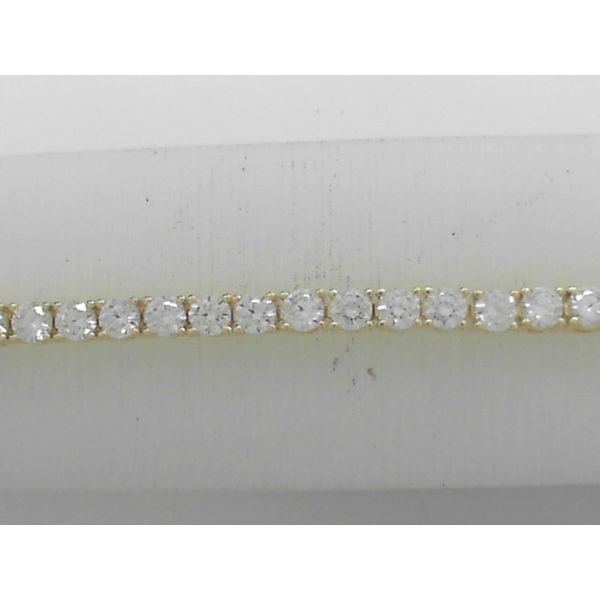 Bracelet Tovon & Co. Jewelers Dallas, PA