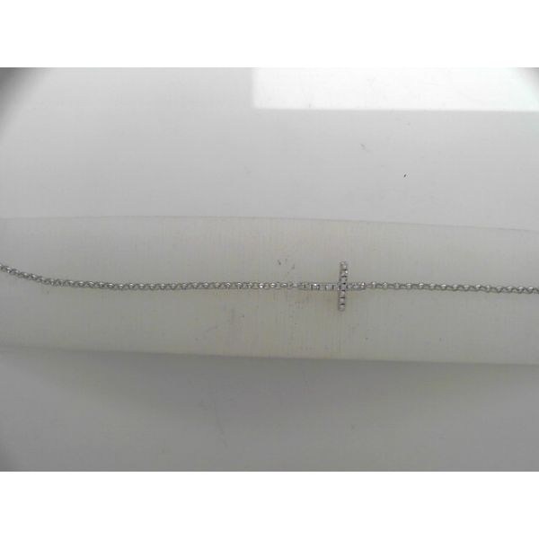 Bracelet Tovon & Co. Jewelers Dallas, PA