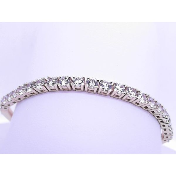 Bracelet Tovon & Co. Jewelers Dallas, PA