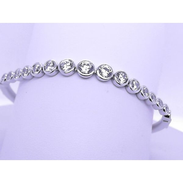 Bracelet Tovon & Co. Jewelers Dallas, PA