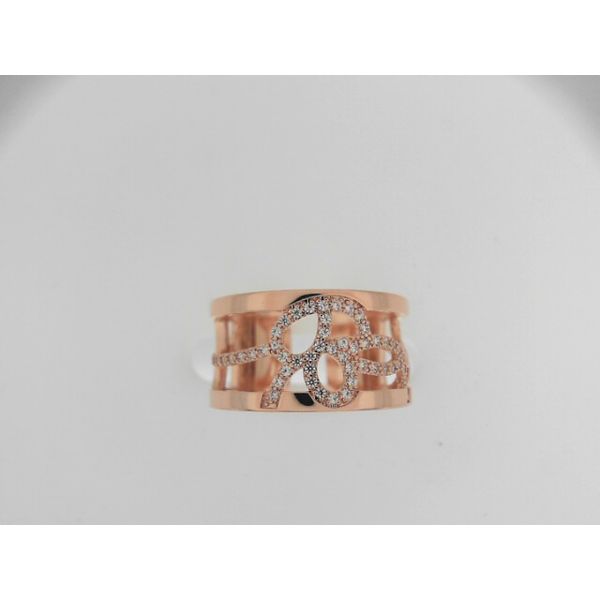 001-630-02885 Tovon & Co. Jewelers Dallas, PA