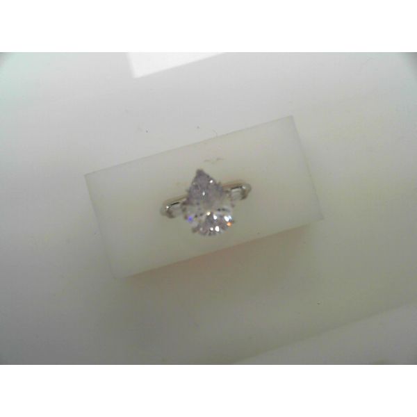 Ring Tovon & Co. Jewelers Dallas, PA