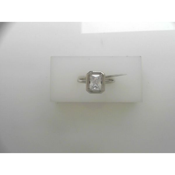 Ring Tovon & Co. Jewelers Dallas, PA
