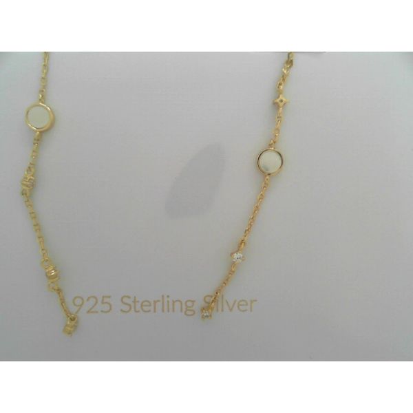 001-645-01752 Tovon & Co. Jewelers Dallas, PA
